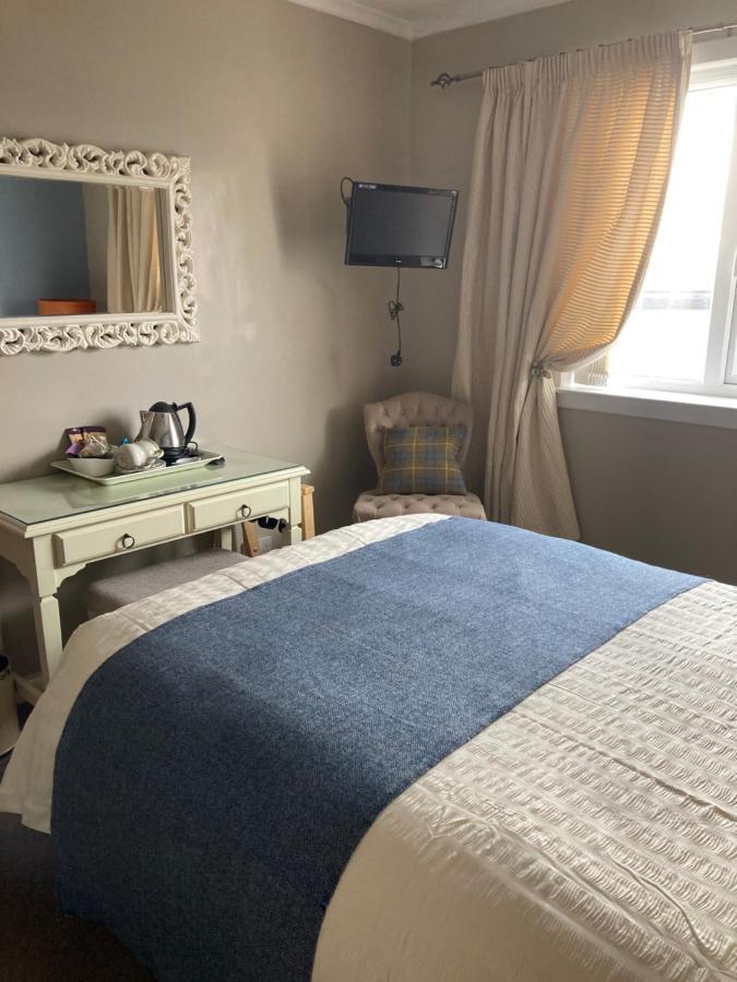 Bed and Breakfast Twenty Seven à Stornoway  Extérieur photo