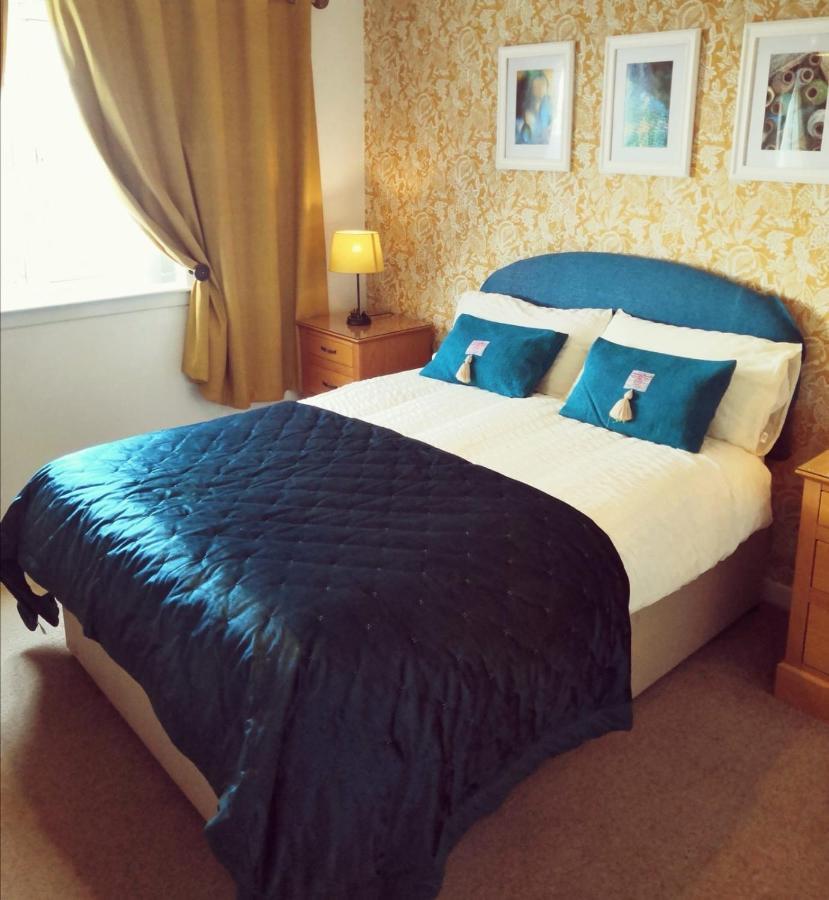 Bed and Breakfast Twenty Seven à Stornoway  Extérieur photo