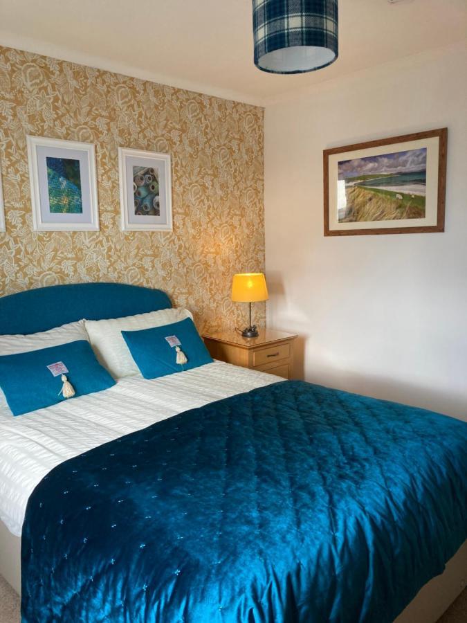 Bed and Breakfast Twenty Seven à Stornoway  Extérieur photo